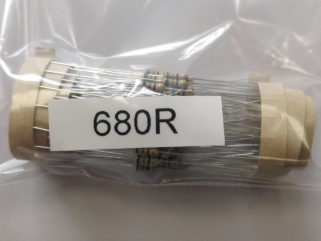 Resistor | 680 Ω | 1/4 W, 100 pcs