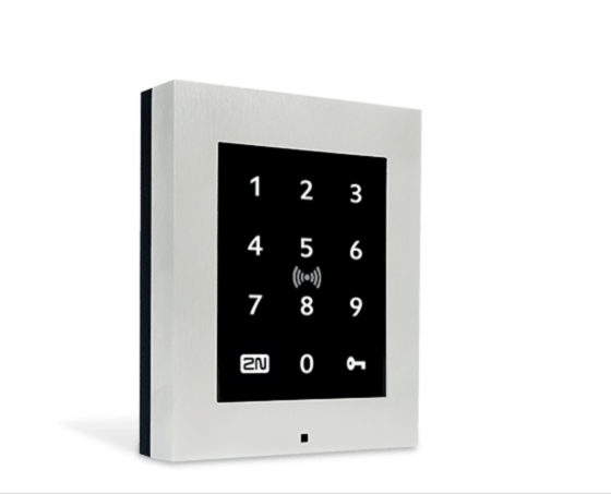 2N® ACCESS UNIT 2.0 TOUCH KEYPAD & secured RFID