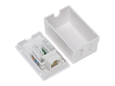 Arvutipesa CAT5e | valge | 1 × RJ45, pinnapealne