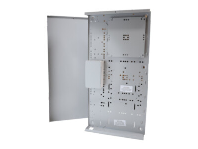 Integriti XL-metallkast | ilma toiteplokita | 702 × 358 × 85 mm