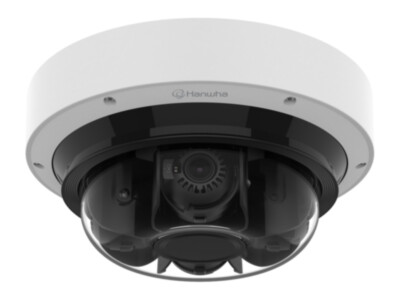 Hanwha PNM-C32083RVQ mitmesensoriline kaamera 4x 8MP | 3,3–5,7mm motor. varifokaal | IR 15m | IP66